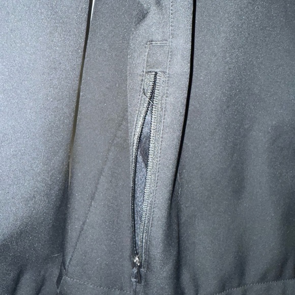 Columbia Omni Shiel men’s Large soft shell long sleeve zip up black jacket - Picture 7 of 8